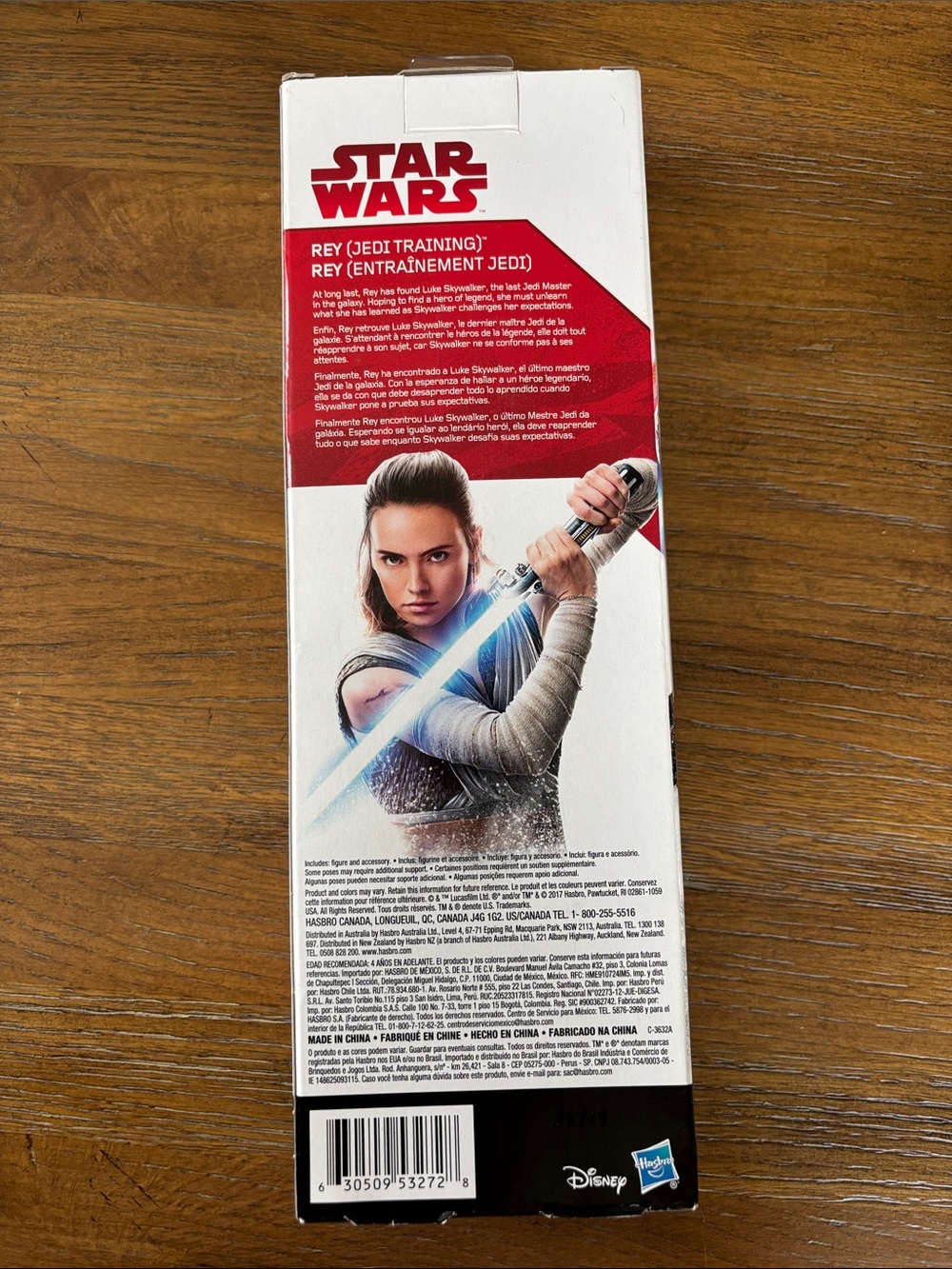 Star Wars Rey Action Figure - Picture 2 of 6
